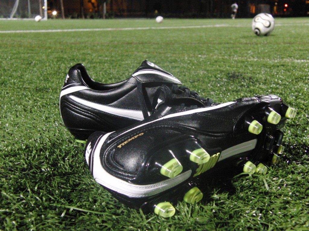 Nike Tiempo Legend Review - Soccer Cleats