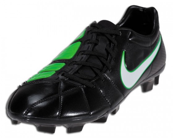 nike t90 green and red