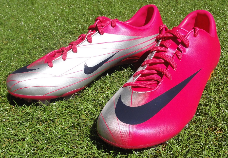 nike mercurial pink and white 2012