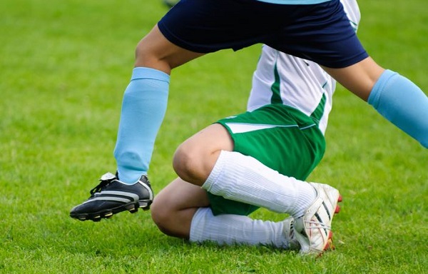 What Not To Do, Pre and Post Injury! | Soccer Cleats 101