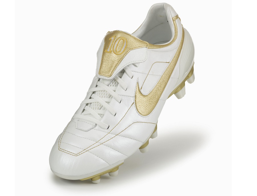 nike tiempo air legend