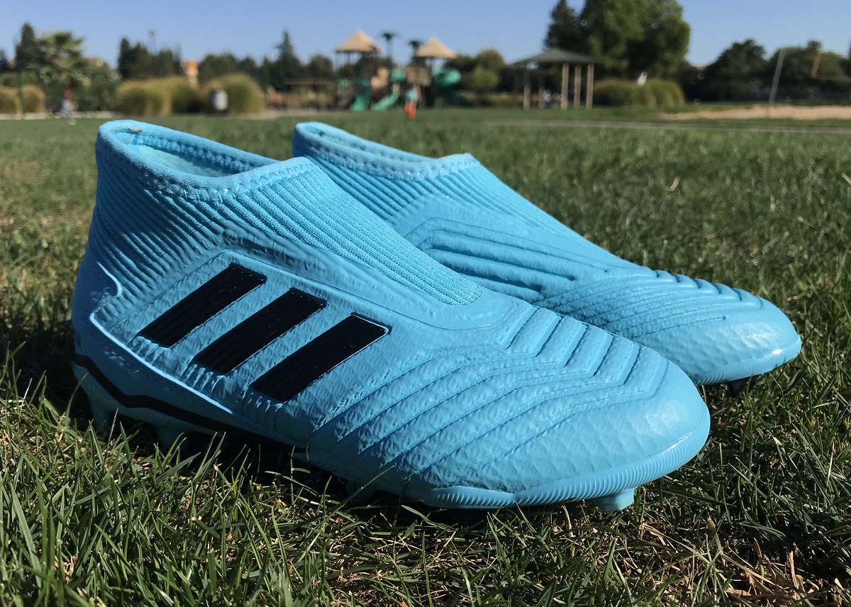 predator 19.3 laceless blue