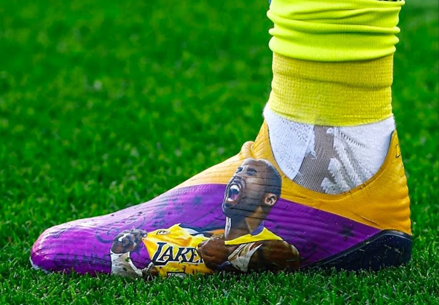 kobe football cleats