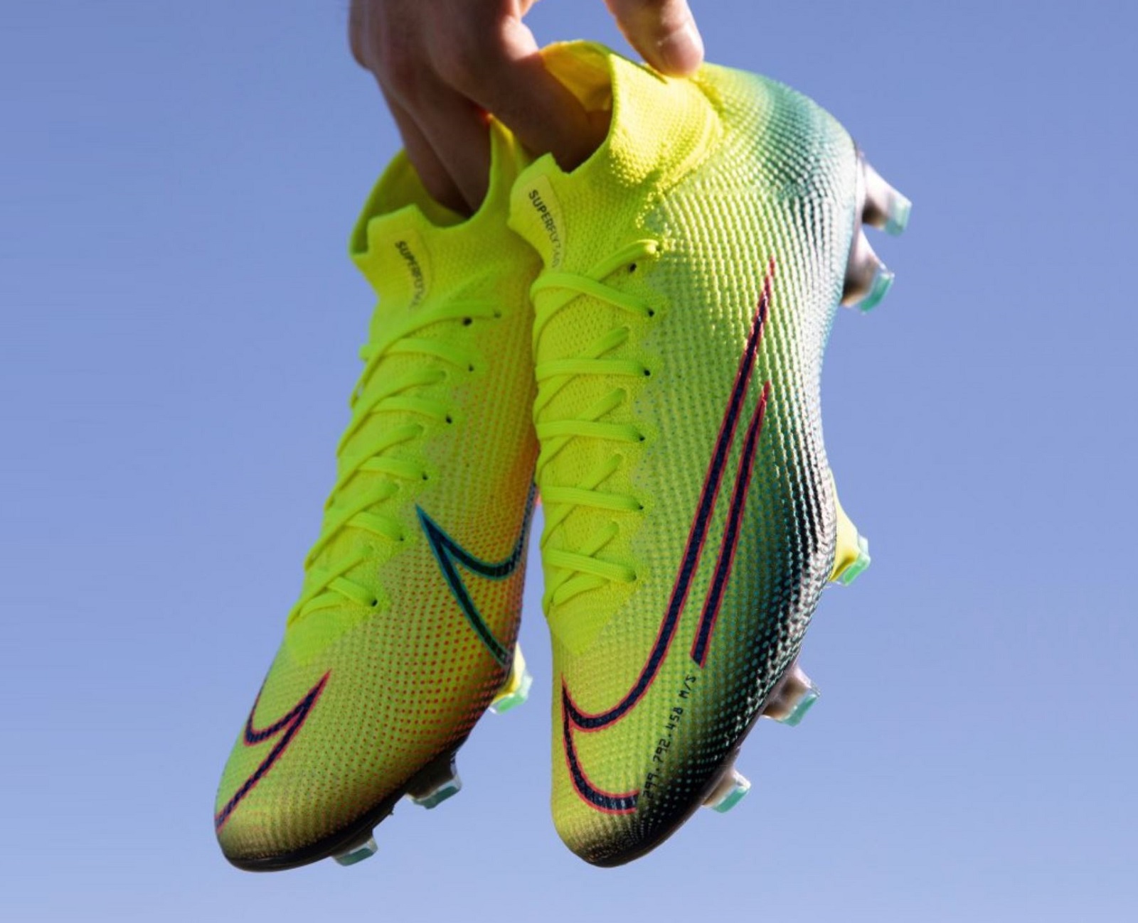 soccer cleats for speed