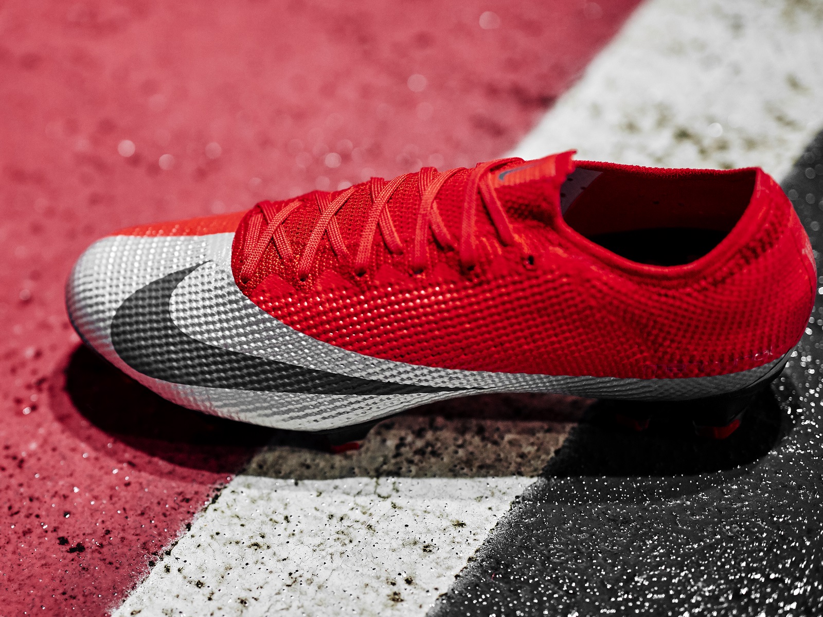nike mercurial vapor maroon Cinosural International School