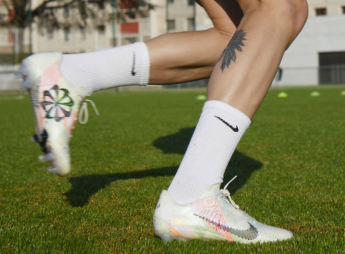 Next Nature Nike Mercurial Vapor Soccer Cleats 101