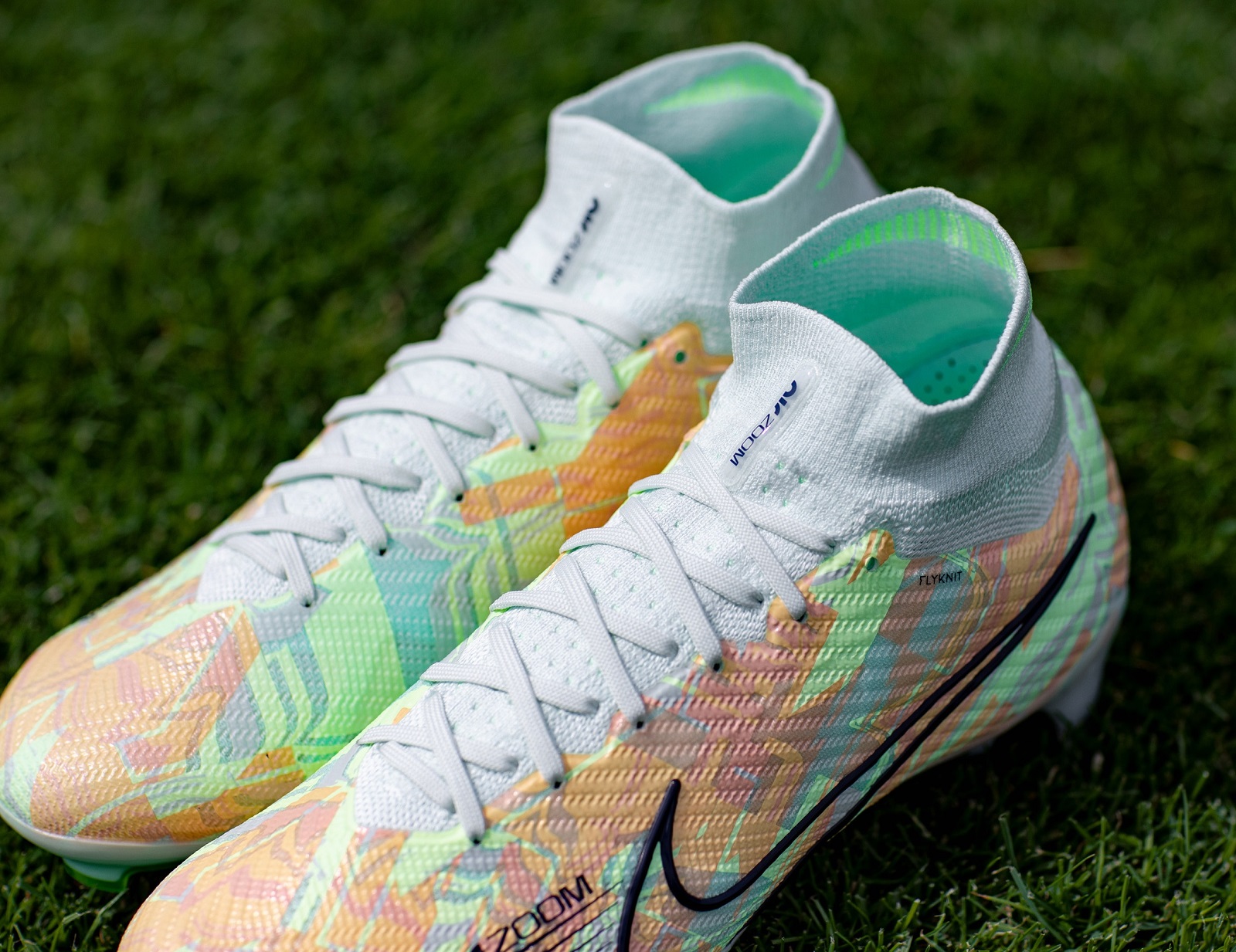 nike air zoom soccer cleats